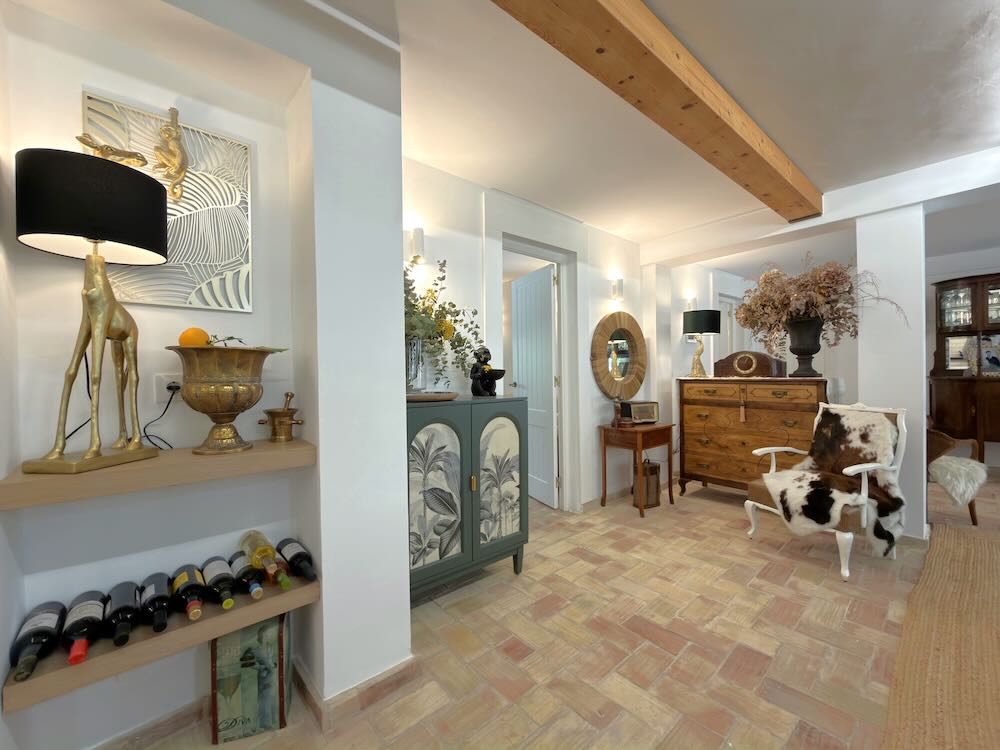 Property 2504 - Image 18
